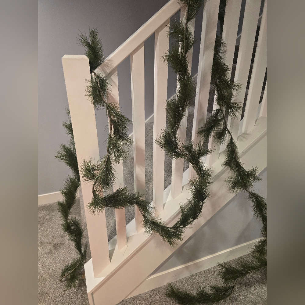 9' Garland